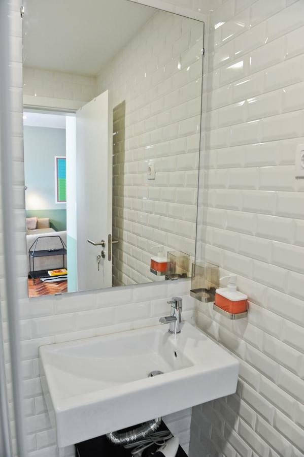 Pop The Cork In Lisbon By Misha'S Place 5B ภายนอก รูปภาพ